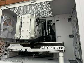 Ryzen 7 5800X3D\32GB\RTX 4070\SSD-HDD\750W Zdroj\zár. 48mes. - 5