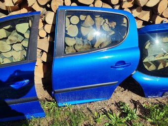 Predám Peugeot 207 - náhradné diely - 5