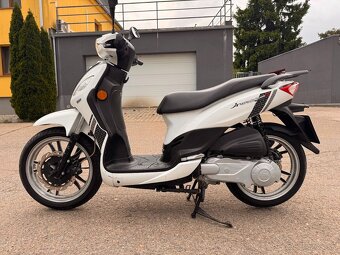 2017 SYM SYMPHONY s 125i, naj. 5200 km, nová STK - 5