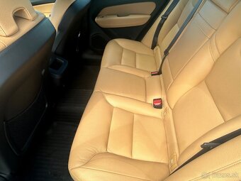 Volvo XC60 D4 - 5
