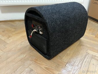 Výkonný subwoofer Sencor SCS WA1001 - 5