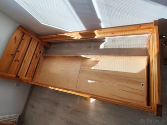 Drevená posteľ s úložným priestorom - 5