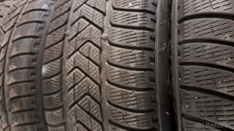 Predám 4ks jazdené zimné 235/55r20-105H Pirelli - 5