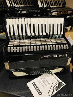 Predám akordeón Weltmeister ACHAT 72 basový s krásnym zvukom - 5