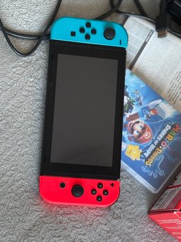 Nintendo SWITCH + Mario - 5