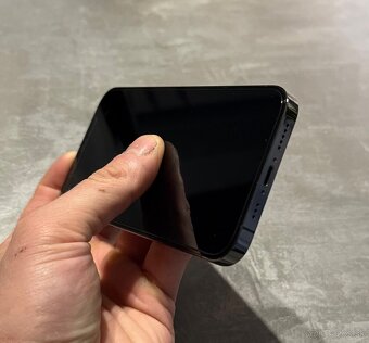 iPhone 12 pro 256GB čierny - 5