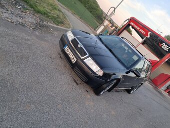 Predám auto škoda octavia 1.6 75kw - 5