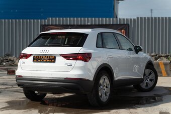 Audi Q3 40 2.0 TDI quattro S tronic - 5