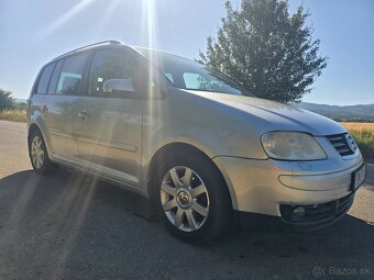 Volkswagen Touran - 5