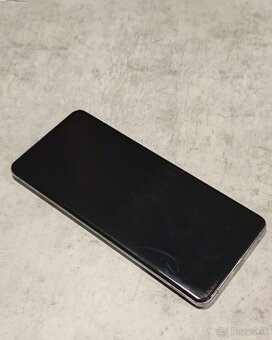 Samsung Galaxy S20 + - 5