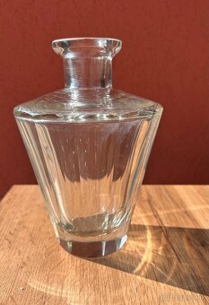 Karafi, sklenky, irisovane vázy - 5