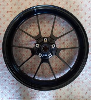 Ráfky na Ducati - 5