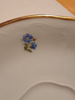Porcelán - podšálky. - 5