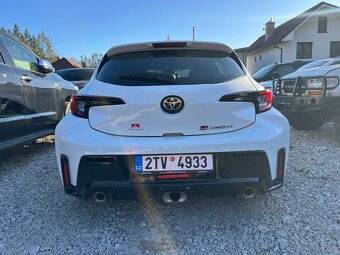 2025 Toyota Corolla GR 4x4 300 koni - 5