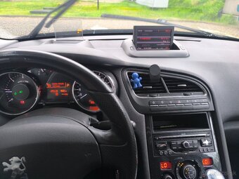 Peugeot 5008 2.0 Hdi - 5