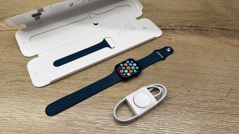 Apple Watch Series 8 GPS 45mm Midnight Aluminium - 5