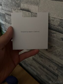 Air pods 3 - 5