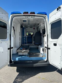 VW Crafter - 2.0 TDI Sanitné vozidlo 4x4 - DSG - 5