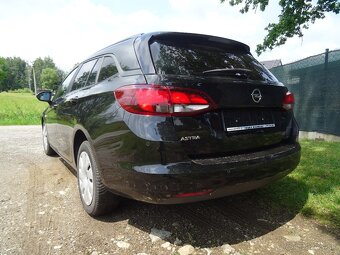 Opel Astra 1.6 CDTi Sports Tourer 81kW - 5