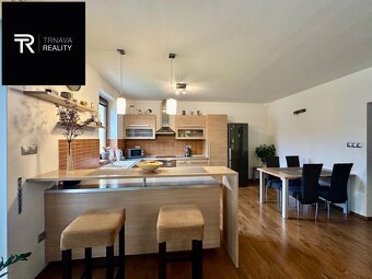 TRNAVA REALITY - Na predaj zariadený 5-izbový RD Leopoldov N - 5
