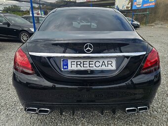 Mercedes-Benz C63 AMG A/T - 5