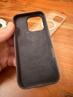 Kryt na Apple iPhone 16 pro - 5