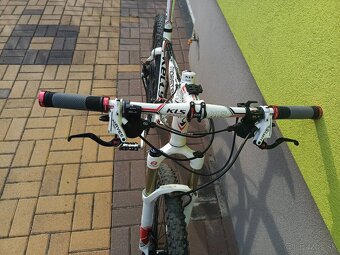 Kellys MOBSTER Carbon velkot (19.5") - 5