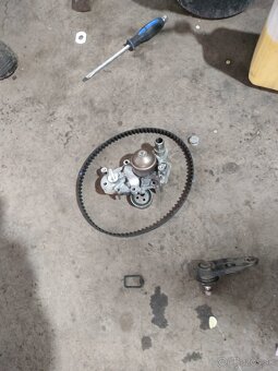 Výmenim Renault Clio 1,2 - 5