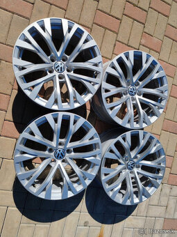 VW TUAREG,AUDI 5X112 - 5