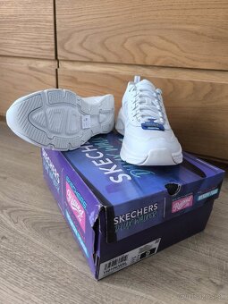 Predam Skecher D' lux walker - 5