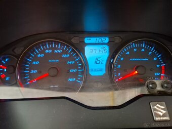 Predám Suzuki Burgman 400 - 5
