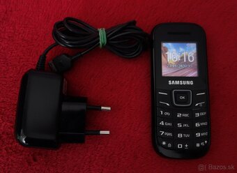 Samsung E1200 - 5