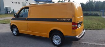 Volkswagen Transporter T5 1.9TDI - 5