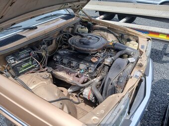 Mercedes W123 230 benzin 1983 - 5