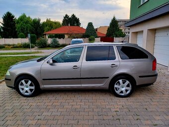 ŠKODA OCTAVIA 2. COMBI 2,0TDI.103KW plna vybava v koži - 5