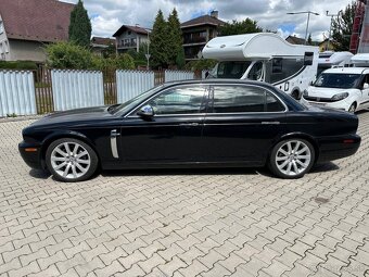 Jaguar XJ8 - 5