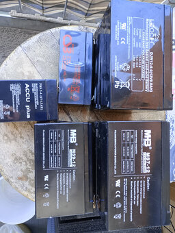 Predám A-meter, V-meter, staré/nefunkčné akumulátory - 5