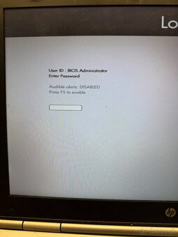 Predám pokazený notebook na náhradné diely zn. HP 8460p. - 5