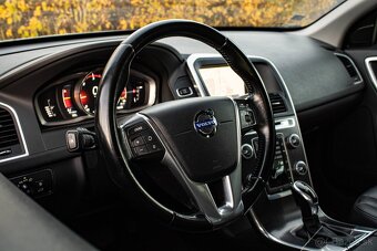 Volvo XC60 D4 2.0L Drive-E Ocean Race Geartronic - 5