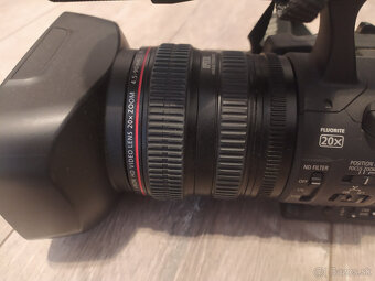 Profesionálna kamera za 399, €.-Canon XH A1+statív Manfrotto - 5