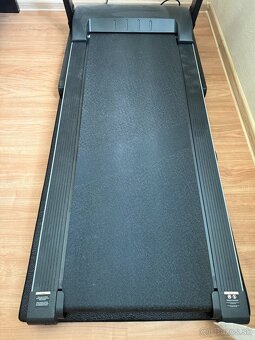 Predám bežecký pás HS-1000LB Wind šedý - 5