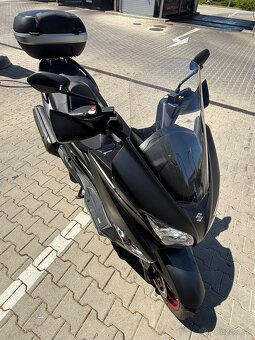 Suzuki Burgman 400 - 5
