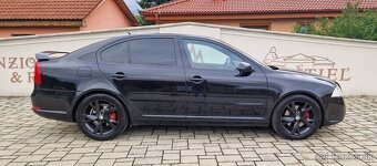 Skoda octavia Sedan 2.0 tdi CR RS - 5
