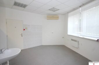 Nebytový priestor, ambulancia, kancelária v Dúbravke Žatevná - 5