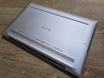 Dotykovy Dell XPS 13 9310 OLED s 3.5K displejom v super stav - 5