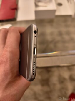 Predám iPhone 6 64gb - 5