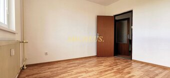 NA PREDAJ 2-IZBOVÝ BYT S LOGGIOU, 49 m2, SÍDL. JUH, TREBIŠOV - 5