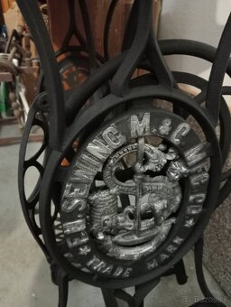 SINGER šijací stroj po renovácii - 5