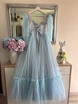 Bledomodré romantické šaty 36/S - 5