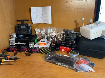 FPV dron - Readytosky Alien 5" RTF - 5